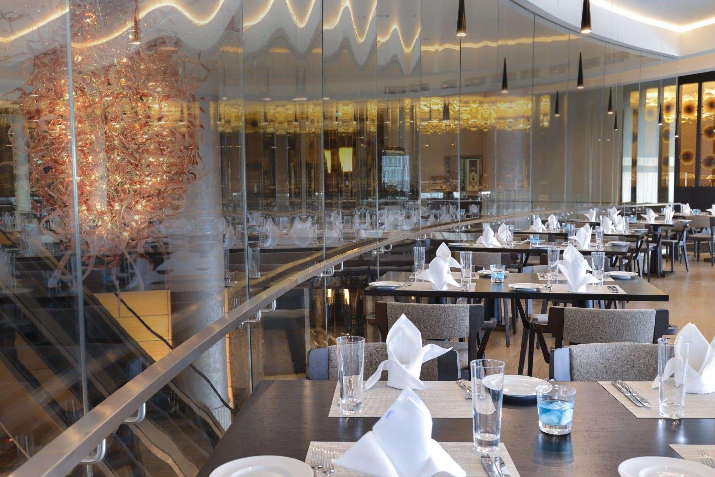 Hotel Wyndham Grand Istanbul Europe Exterior foto The restaurant